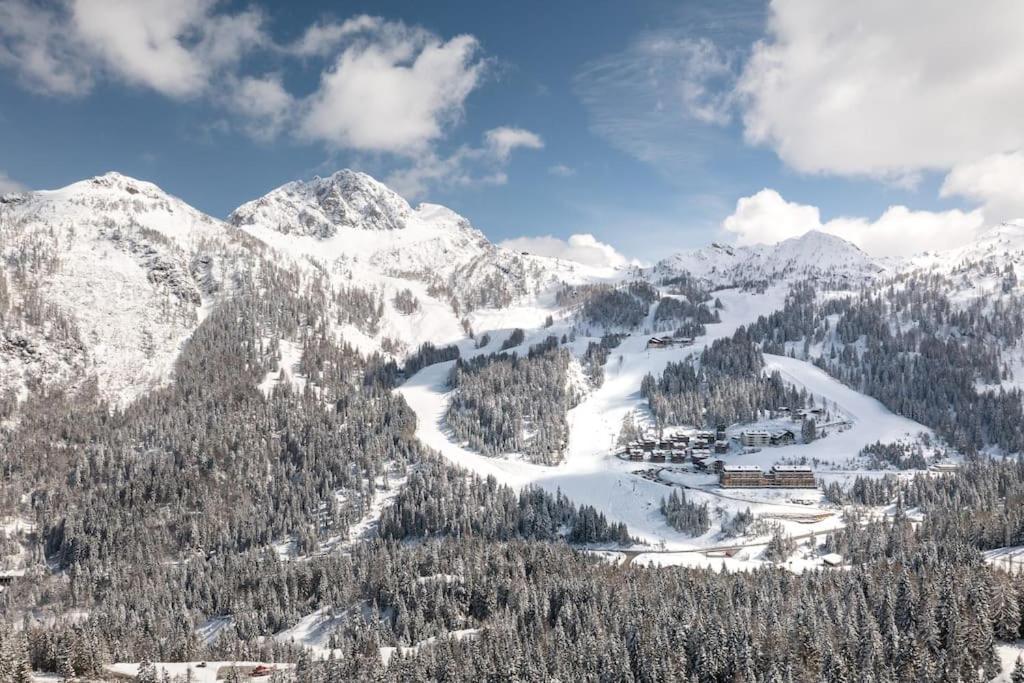 Вілла Gemuetliche Huette In Den Bergen Зонненальпе-Насфельд Екстер'єр фото